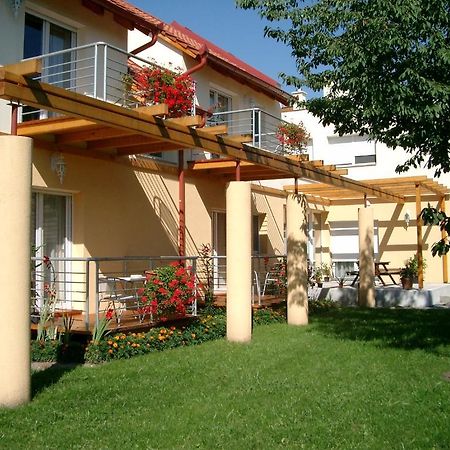 Luca Apartments Zalakaros Esterno foto